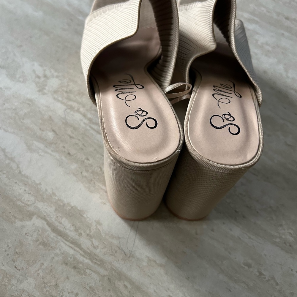 So Me Beige Platform Sandals - Picture 3 of 4